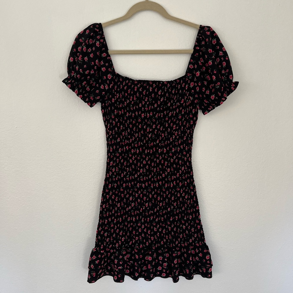 Doên-like crinkled dress